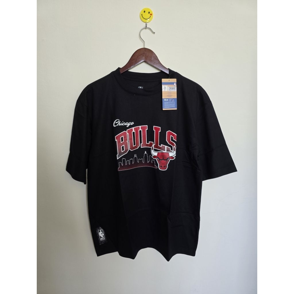 Kaos NBA Chicago Bulls Ribneck Tee Original 100% BNWT