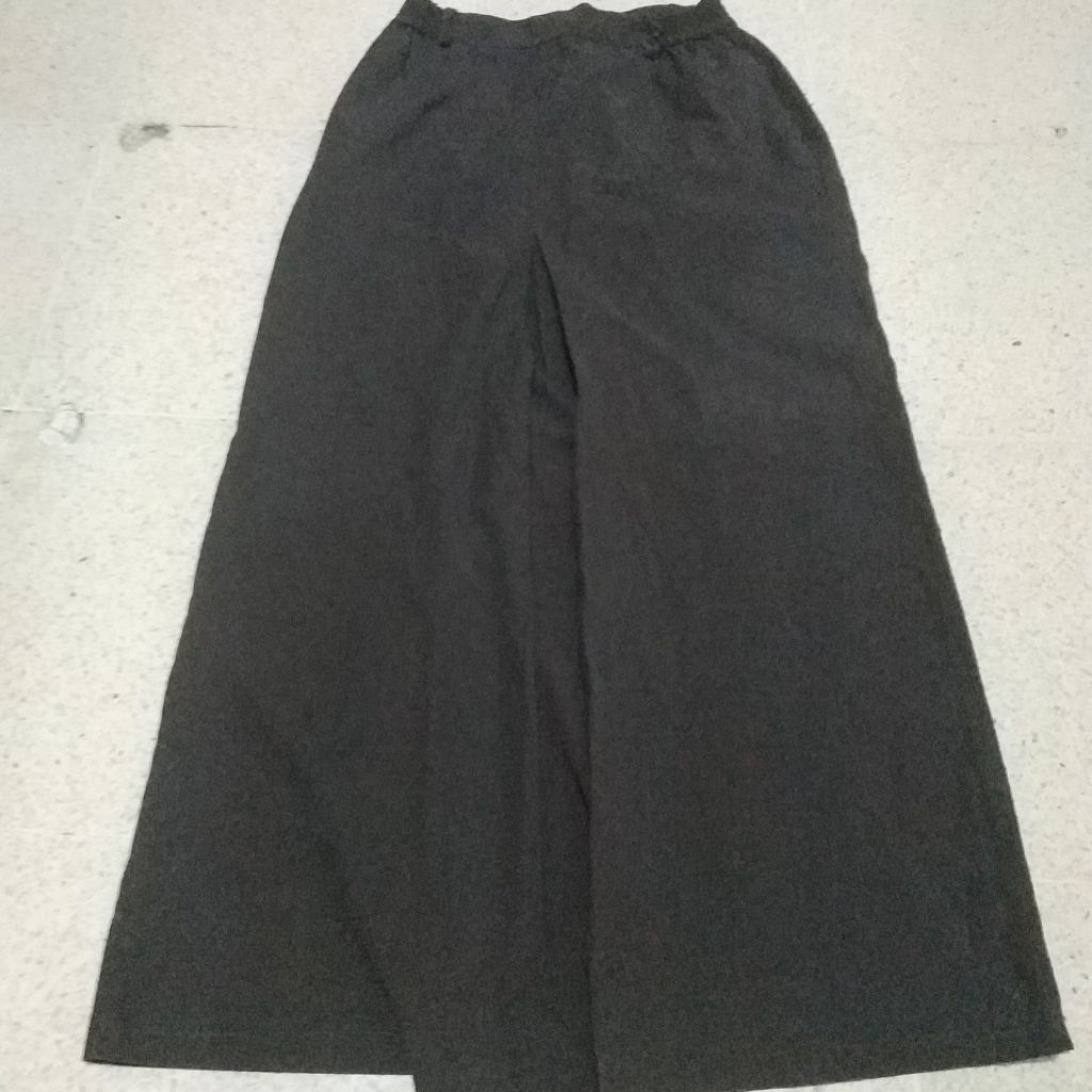 preloved rok span pramuka belah 1 merk seragam/or29