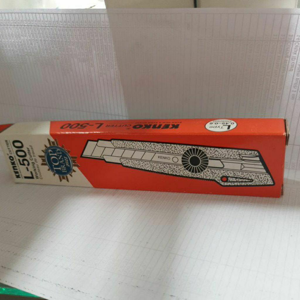 

Pisau Cutter Besar Kenko