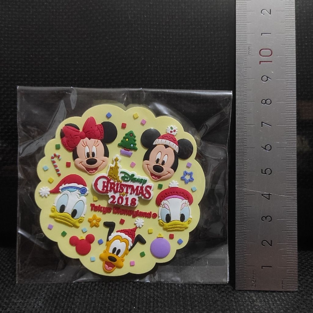 Souvenir Magnet Kulkas Tokyo Disney Resort Disneyland Christmas 2018 Original Jepang