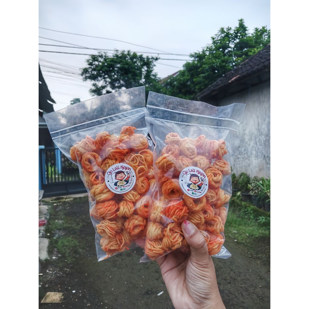 

500 Gram - Mie Gulung Pedas asin Gurih