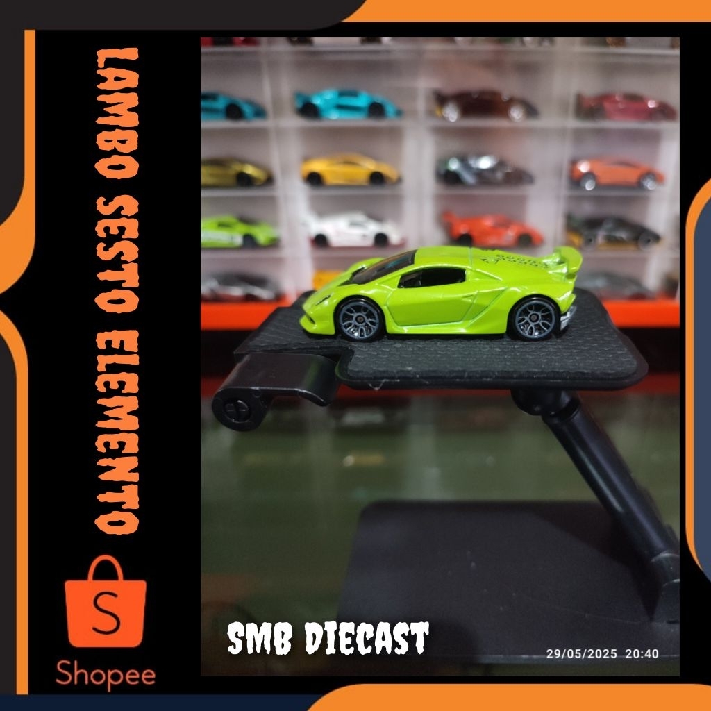 HOT WHEELS LAMBORGHINI SESTO ELEMENTO HIJAU FROM GIFT PACK LOS (REGULER)