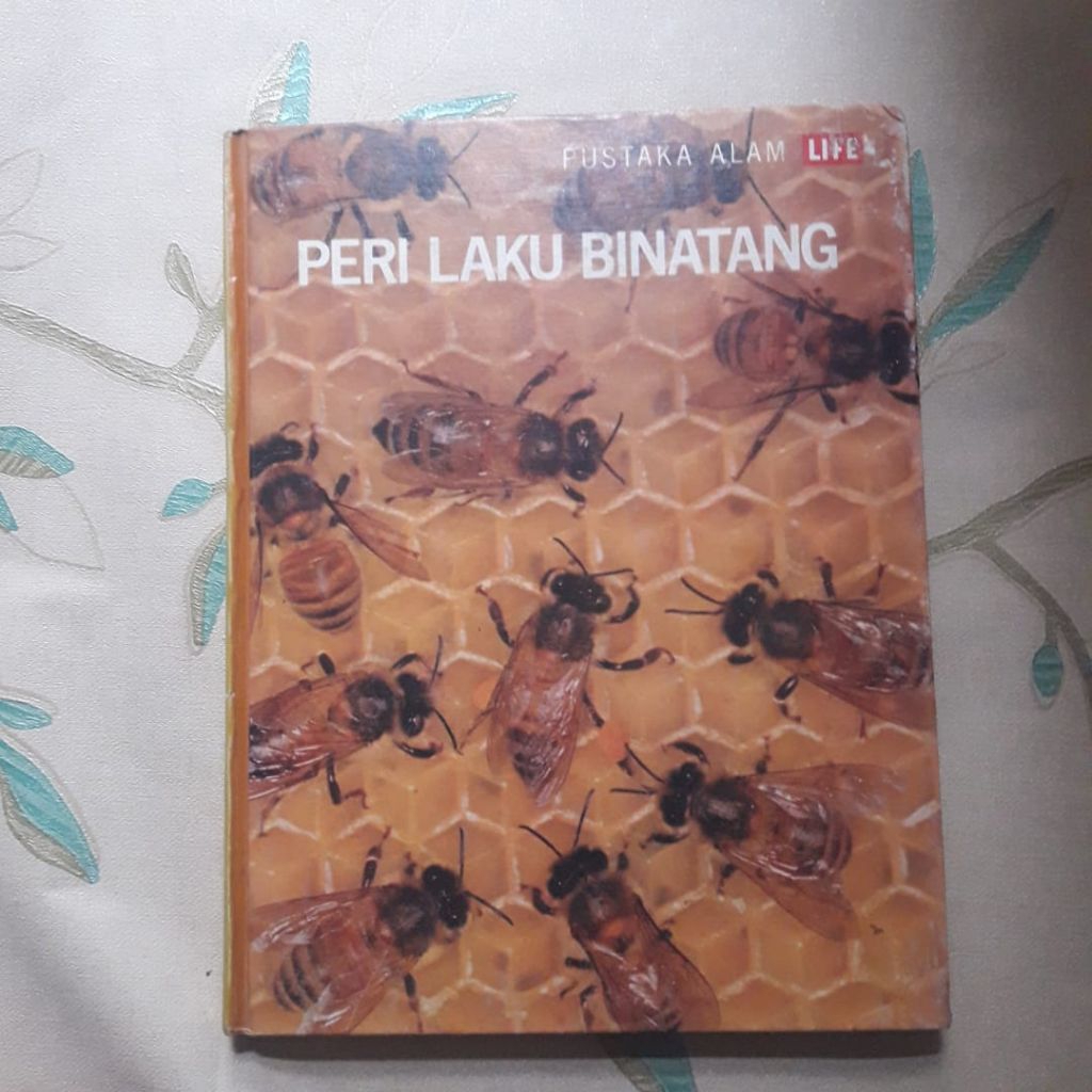 Pustaka Alam Life - PERILAKU BINATANG