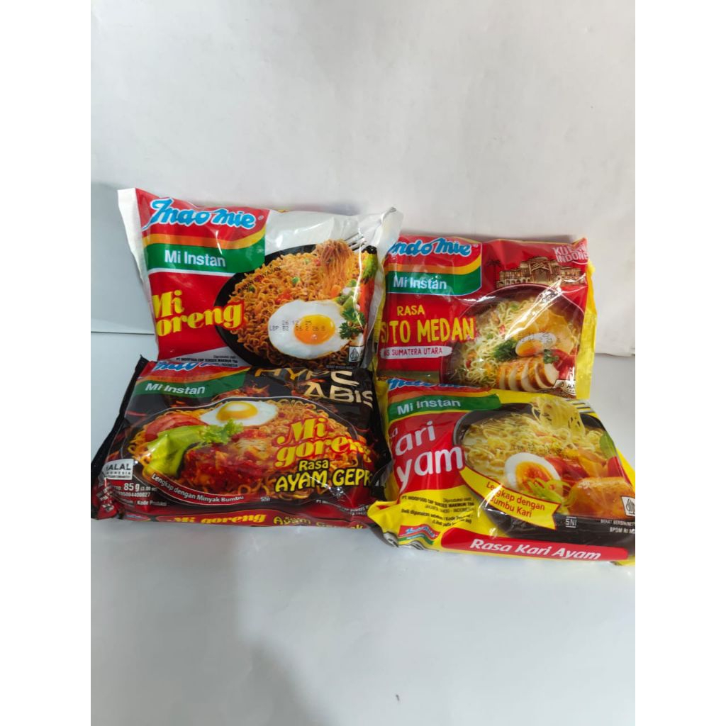 

Indomie Goreng / Soto Medan / Kari Ayam / Ayam Geprek
