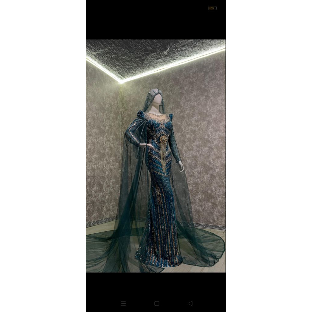 dress emerald