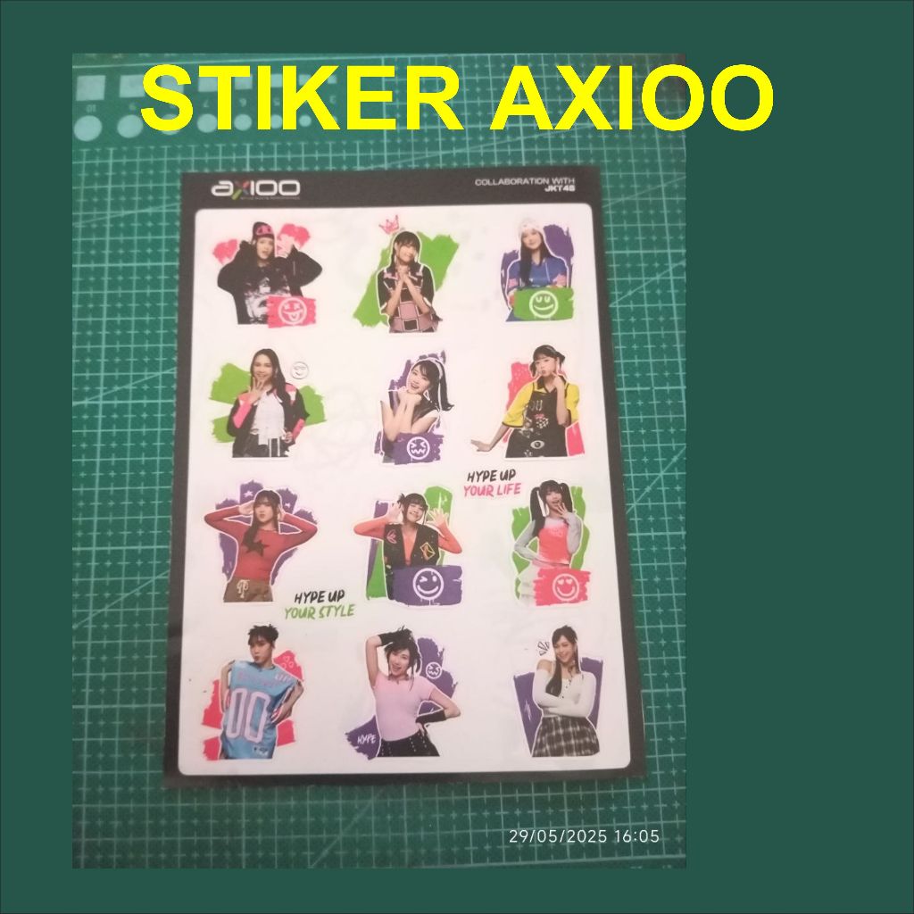 

Stiker JKT48 AXIOO [UN-OF]