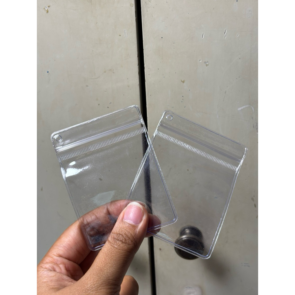 

Plastik klip PVC lubang gantungan kunci 6x8