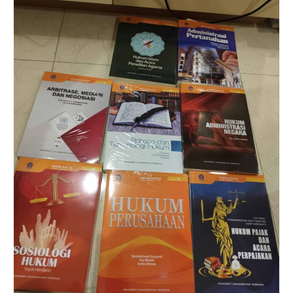 buku bekas kuliah Universitas terbuka UT jurusan ilmu hukum. bebas pilih harga 10.000