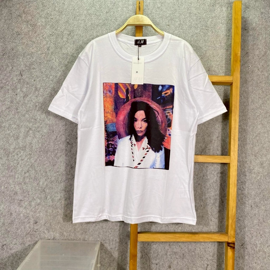 BAJU KAOS T-SHIRT MUSIC BJORK POST WHITE