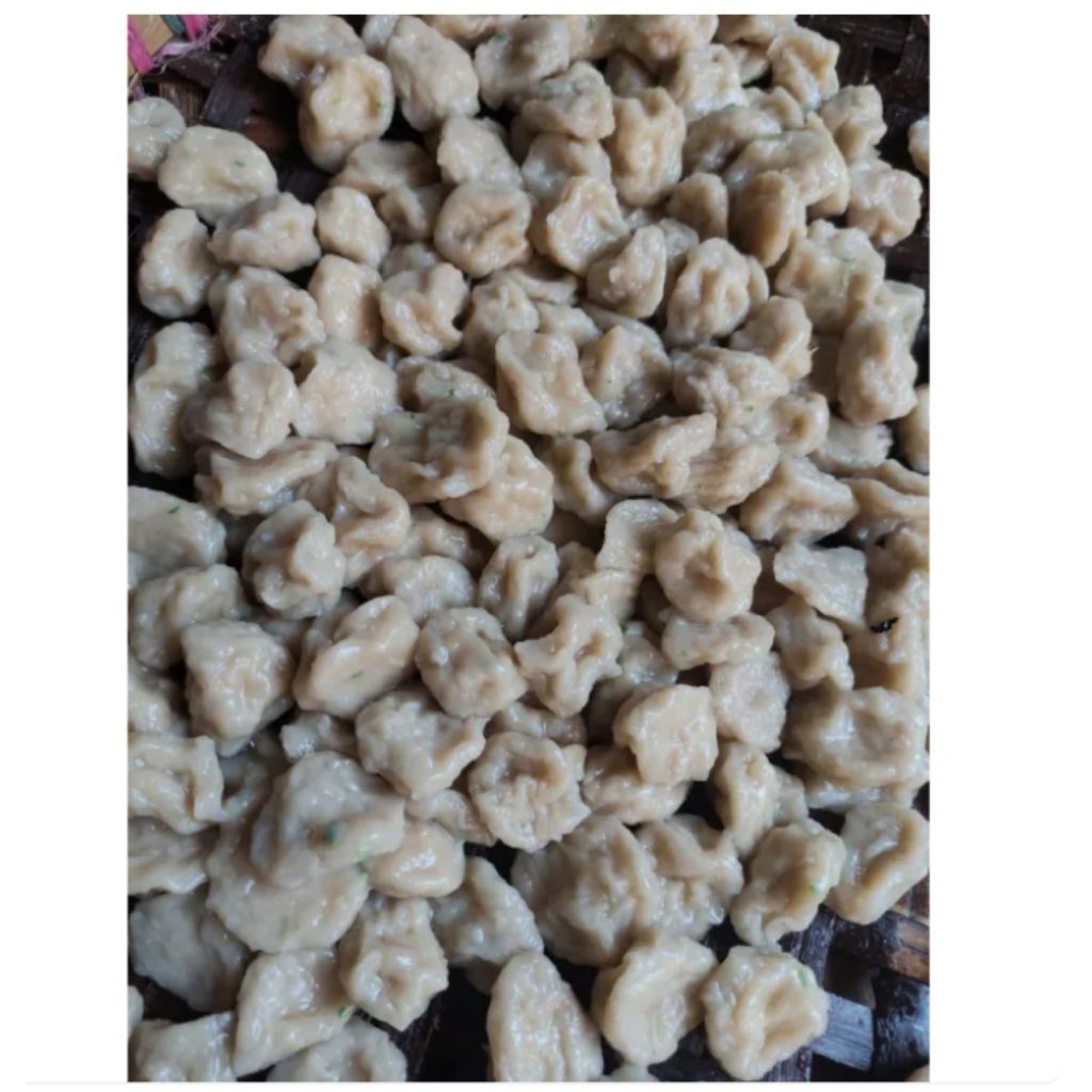 

baso goreng cakial dari bahan ikan premium , gurih gurih nyooyy di jual per 50 pcs / 100 pcs