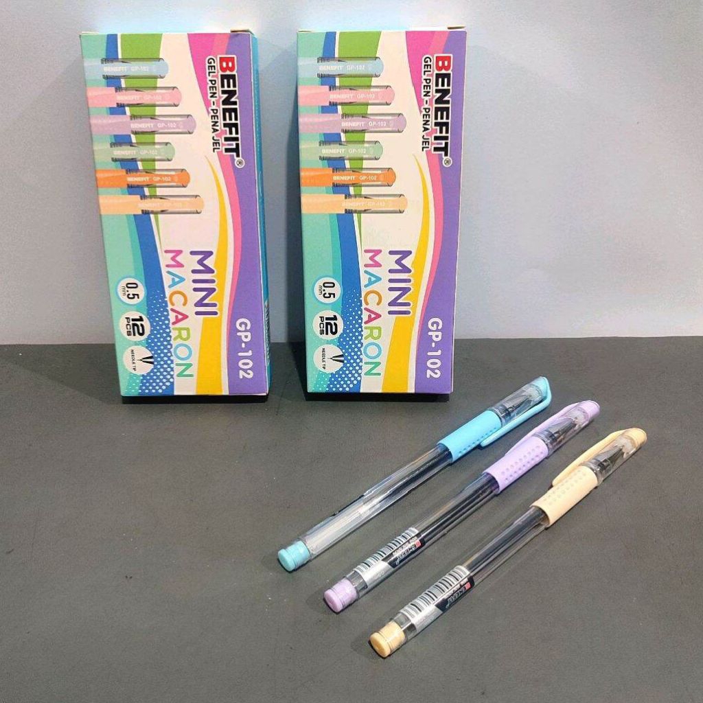 

1 Pak Pulpen Gel Benefit Mini Macaron Isi 12 Pcs HITAM ( Kualitas Bagus Tinta No Macet )