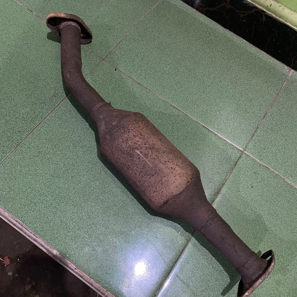 Katalis Mobil Daihatsu Grandmax Original