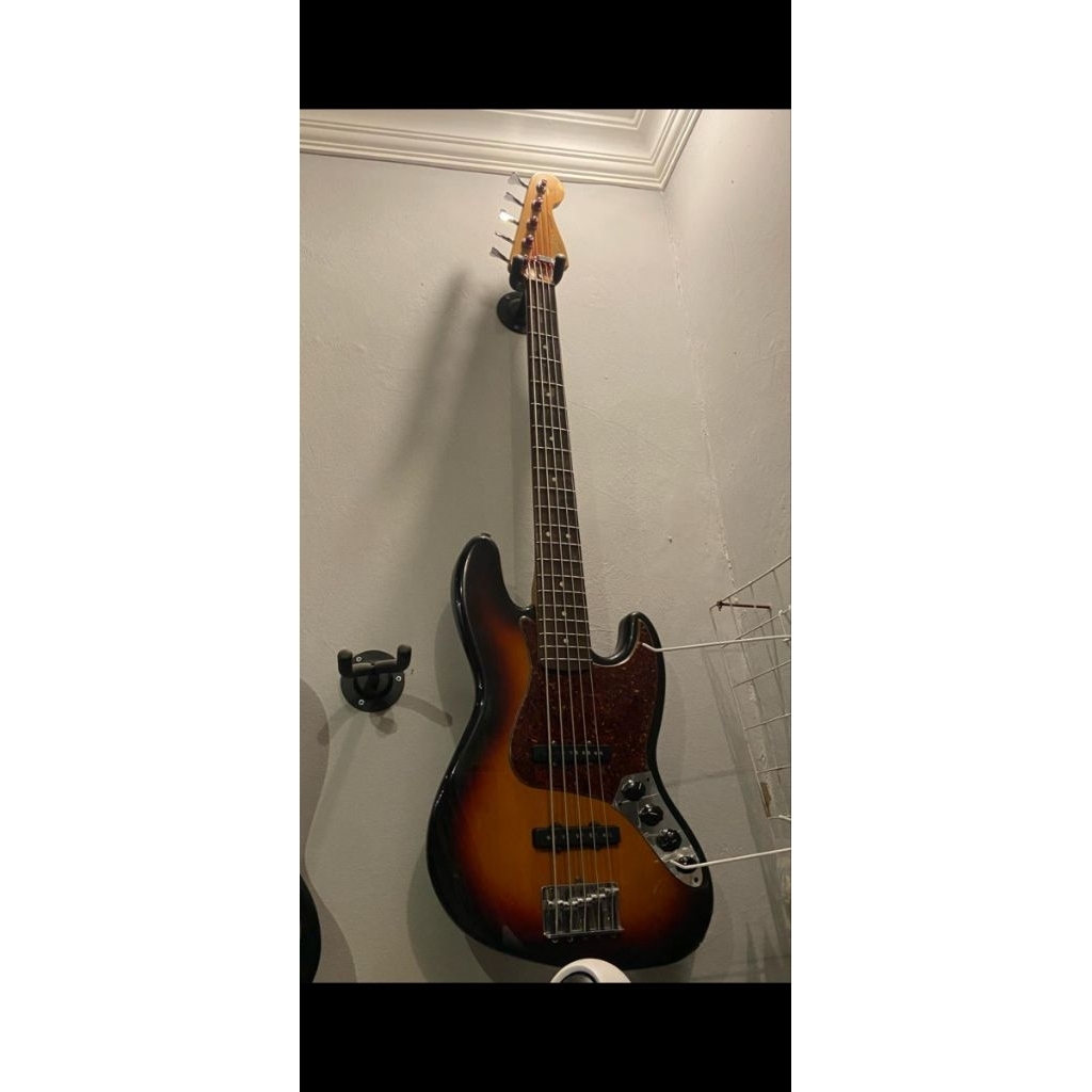 Bass fender Jb Deluxe V Sunburst Made in Mexico