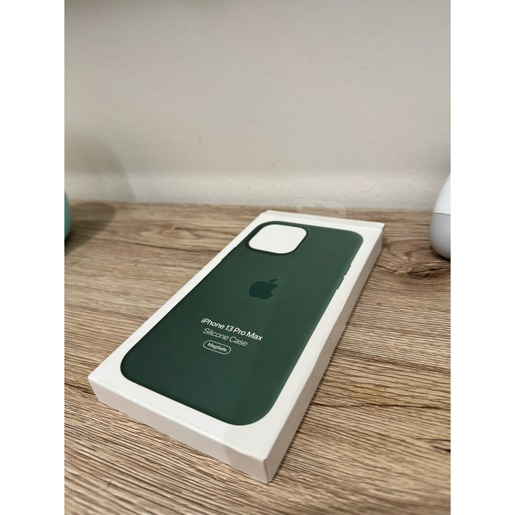 Apple Magsafe Silicone Case Green iPhone 13 Pro Max
