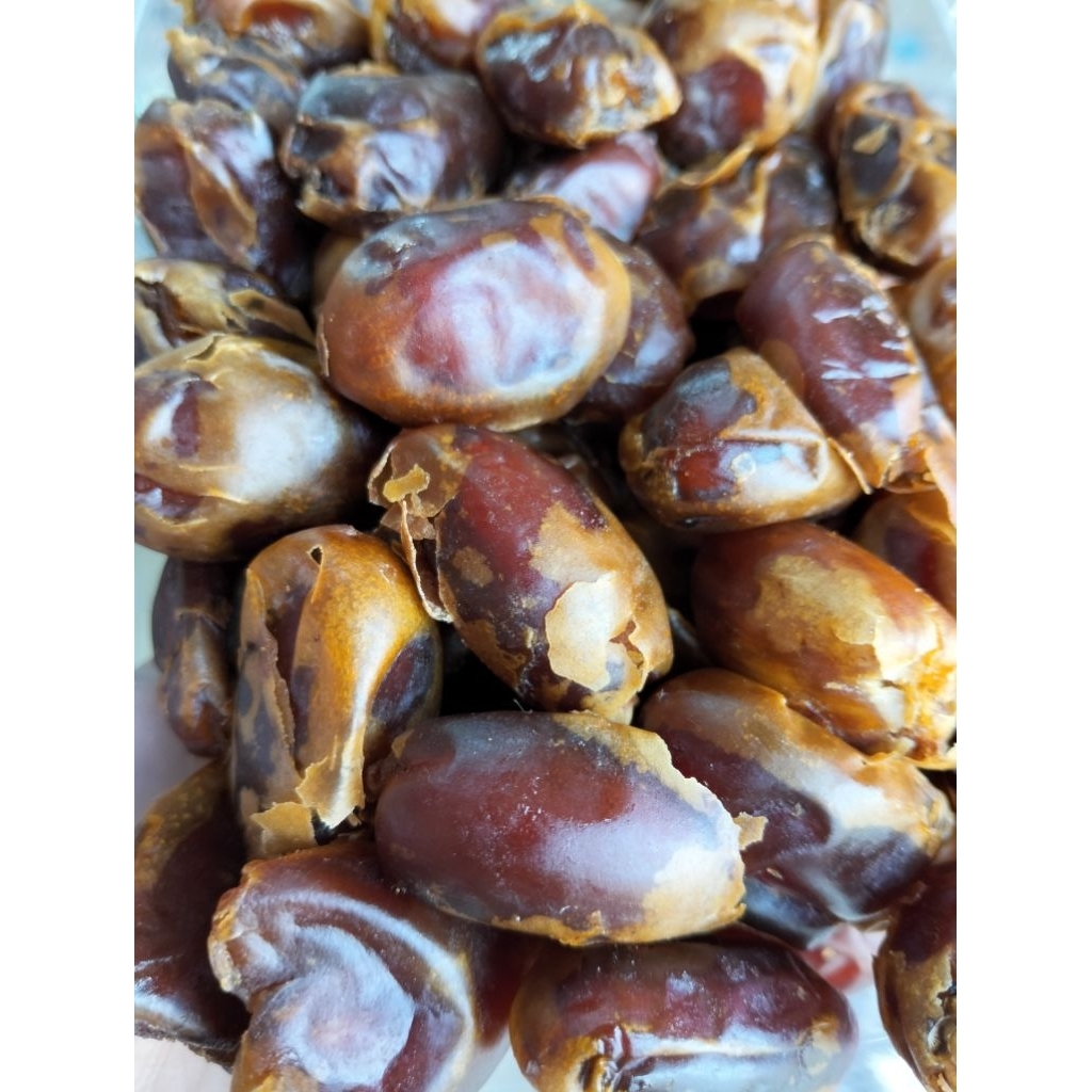 

Kurma Khalas Al-sa'ad 10kg