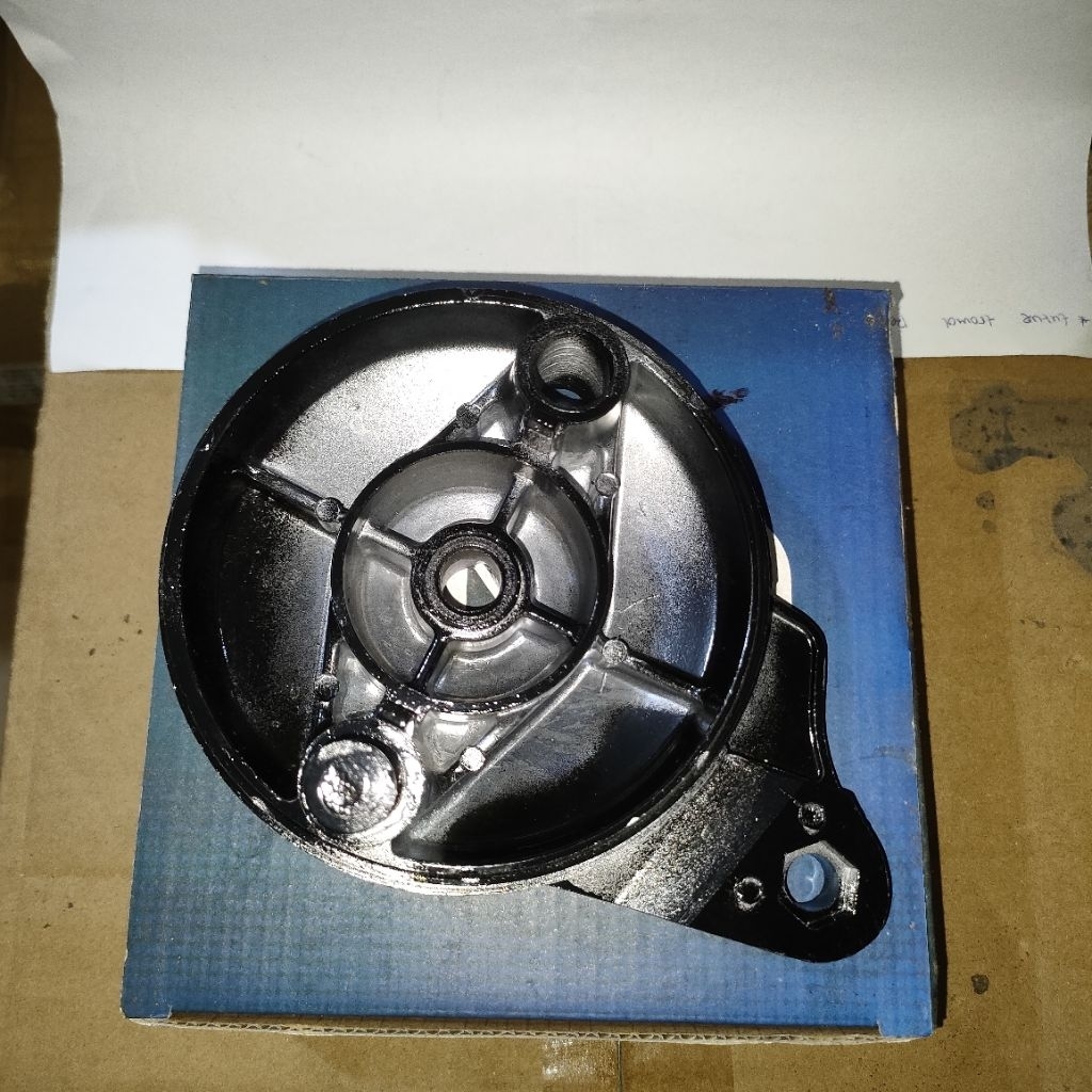 Tutup Tromol REVO ABSOLUTE