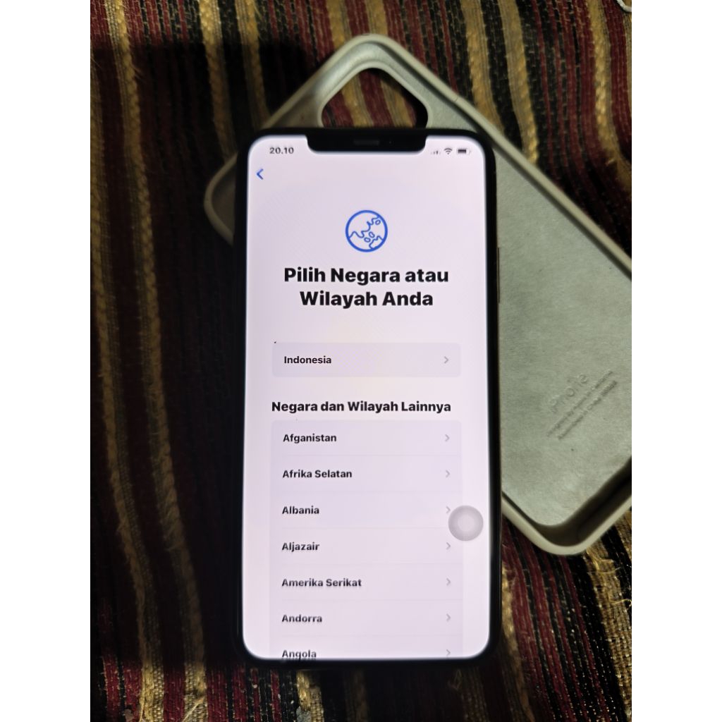 IPHONE 11 PROMAX 256 LOCK ICLOUD