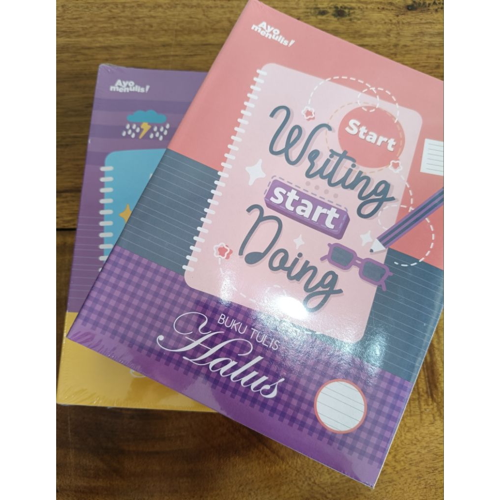 

BUKU TULIS HALUS KASAR (GARIS TIGA) SIDU 38