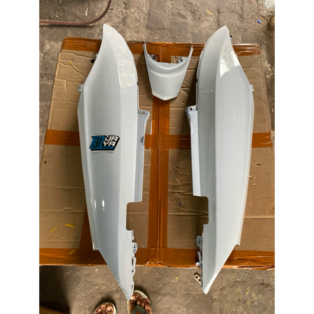 Promo Terbatas Bodi Samping Belakang Motor Yamaha Mio J Mio Gt /Bodi Motor Yamaha Mio Gt + Ped Bodi