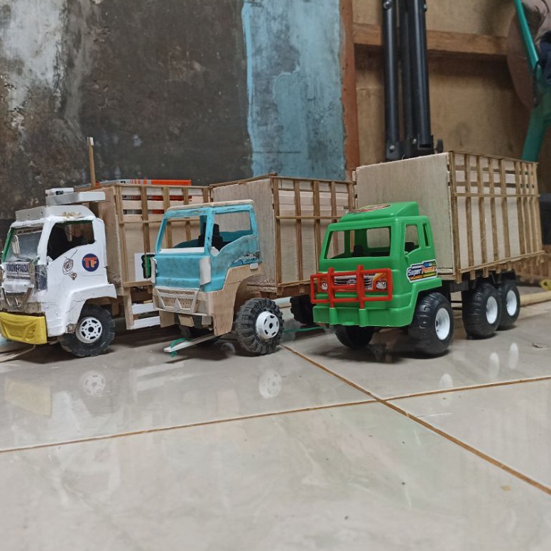 KODE V89Y BAK TRUK MINIATUR  UNTUK TRUK PLASTIK DAN SEJENISNYA  TERBUAT DARI TRIPLEK
