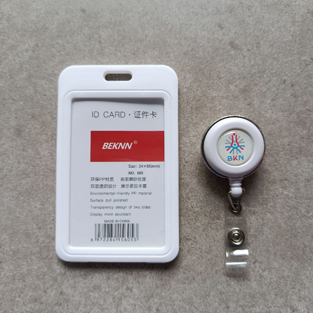 

Tempat Id Card, 1Set Yoyo ID Card Holder BKN 2 Sisi