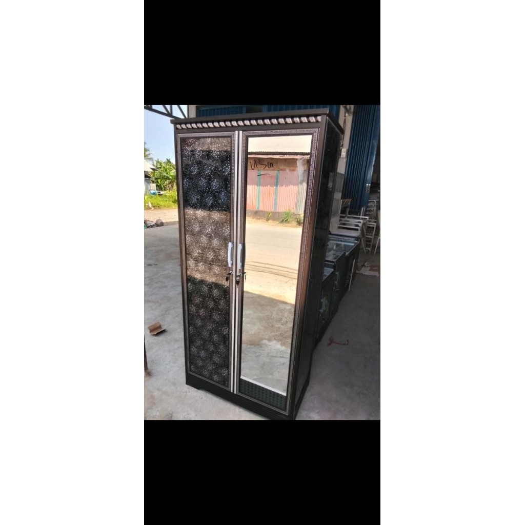 Lemari Pakaian 2 Pintu Alumunium