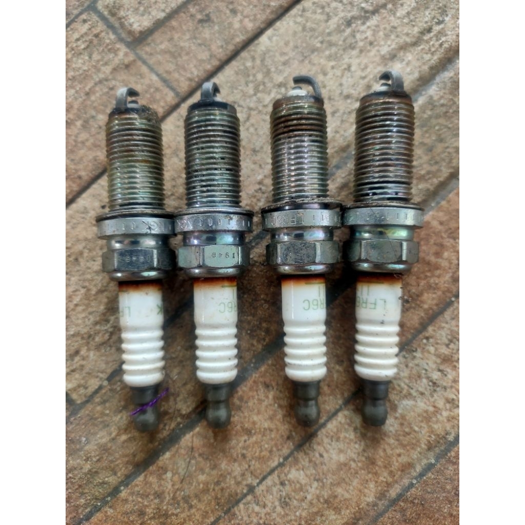 Busi mobil Innova bekas harga 4 pcs