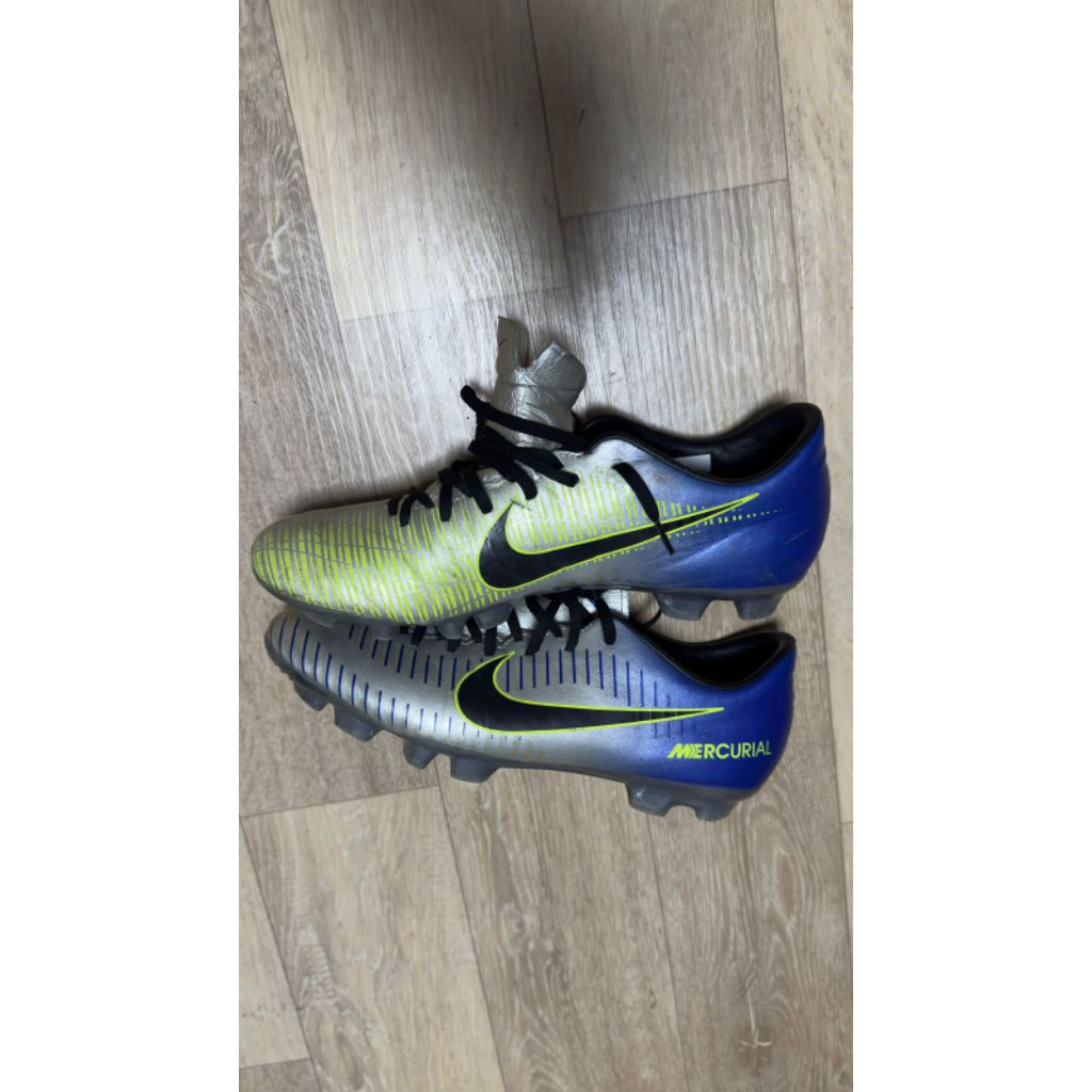 sepatu bola second Nike victory hg