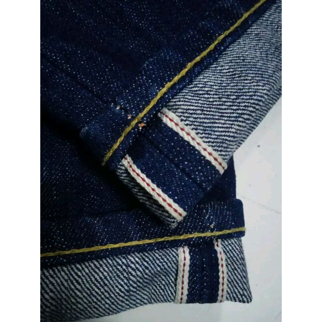 Levis501 selvedge size 28