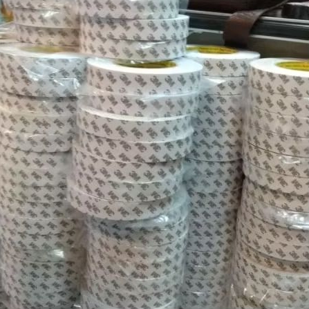 

DOUBLE TAPE KERTAS/LEM KERTAS TIPIS BOLAK-BALIK 24MMX50M