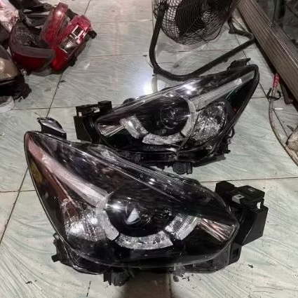 Headlamp Lampu Depan Utama Mazda 2 Skyactive 2015 2016 Original