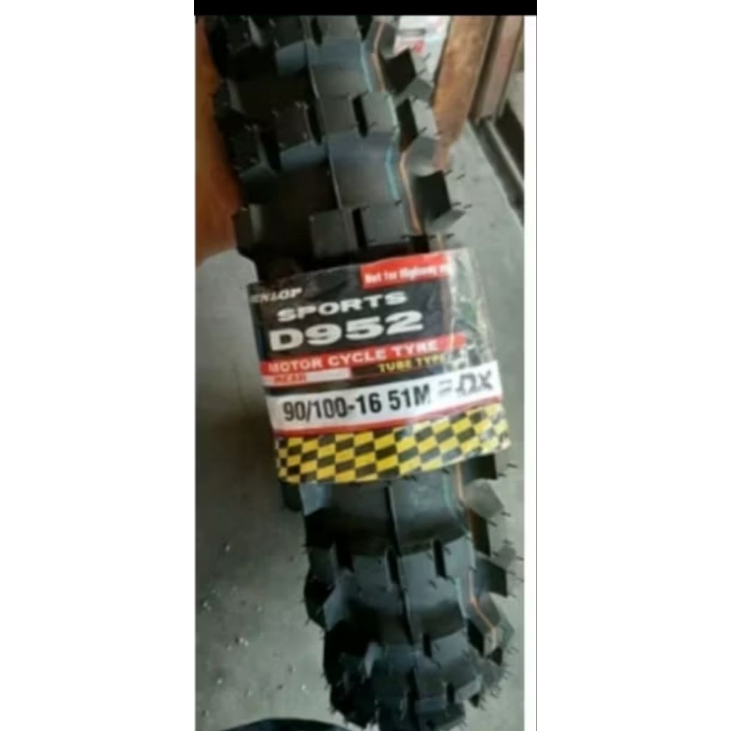 Ban luar Dunlop D952 90/100-16