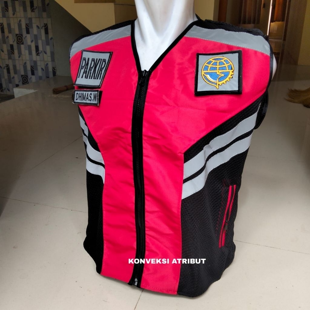 rompi parkir merah pria keren terbaru