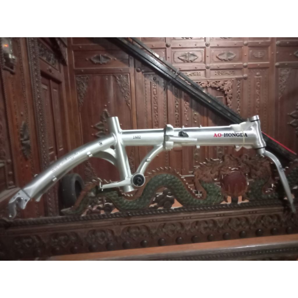 frame fork sepeda lipat