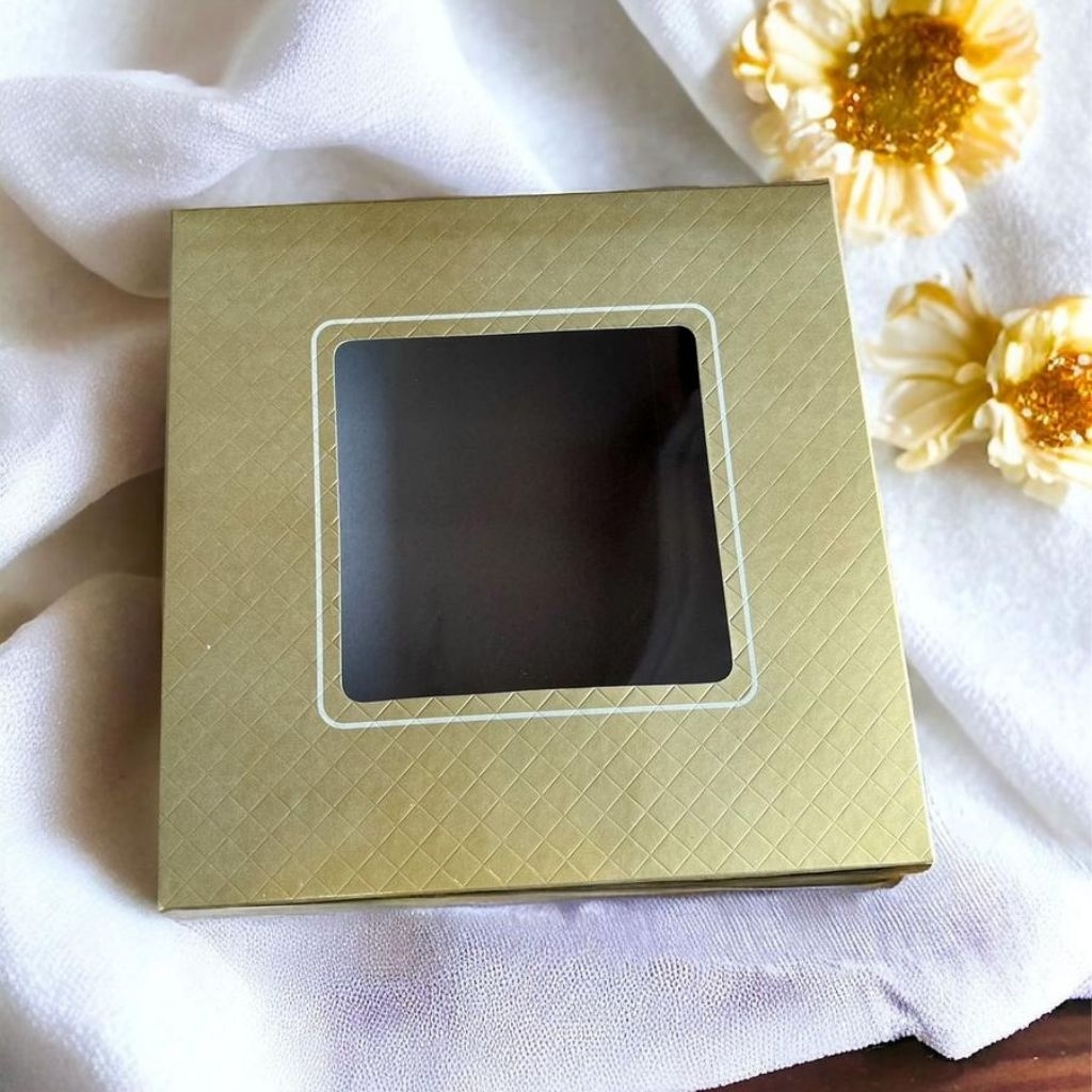 

BOX CAKE GOLD - Dus kue kotak kemasn roti bolu box hampers packaging 22x22 25x25 dan 28x28 cm