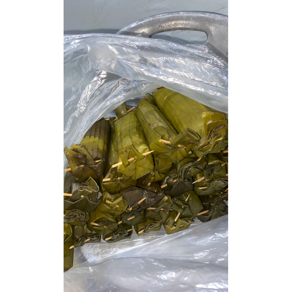 

Lontong daun pisang area balikpapan