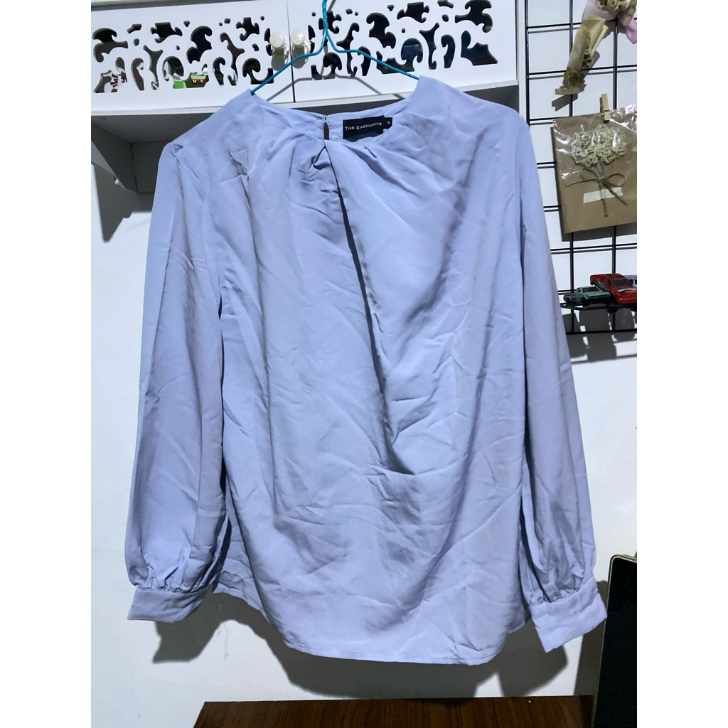 Preloved Blouse The Executive