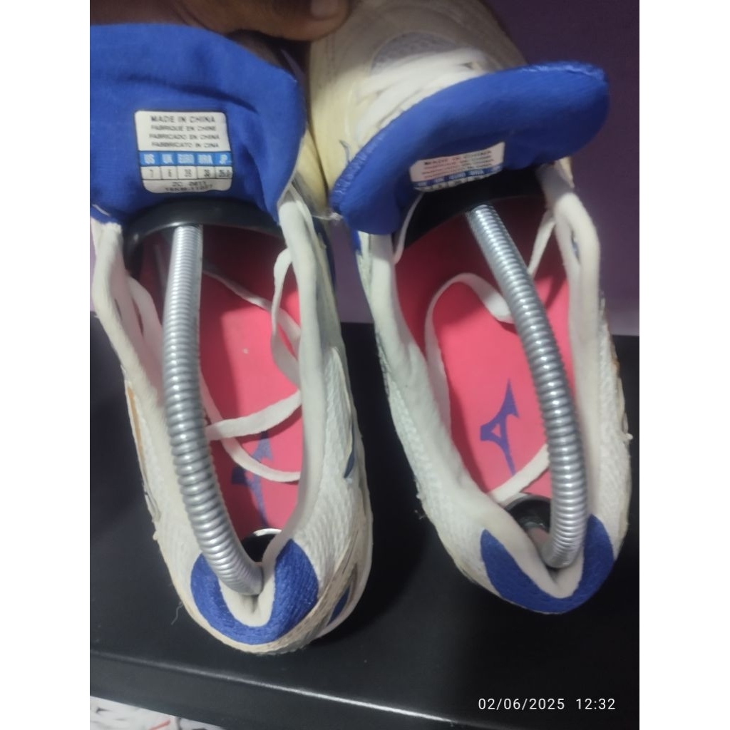 sepatu tenis meja second trifht