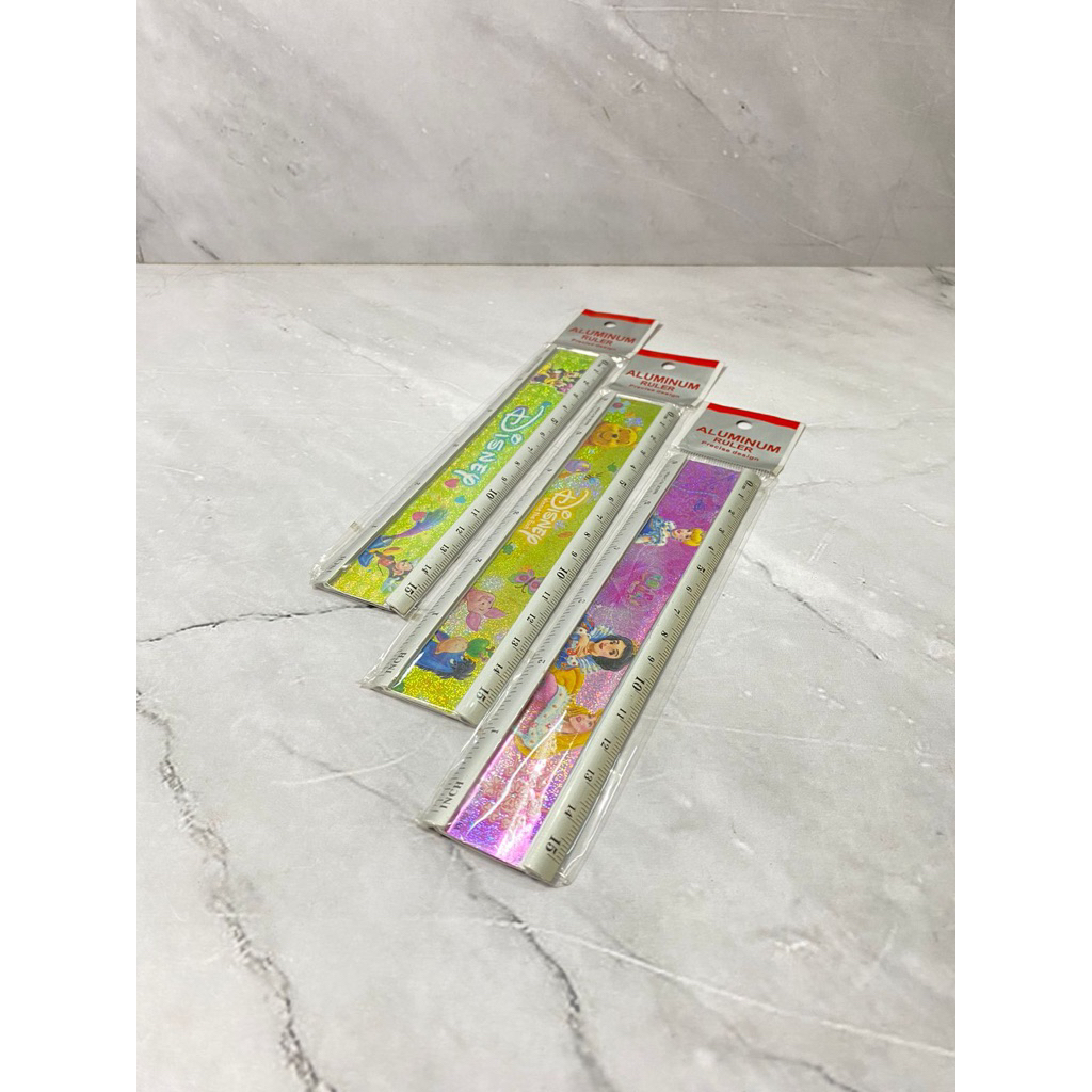 

PENGGARIS ALUMINIUM 15 CM / ROL 15 CM