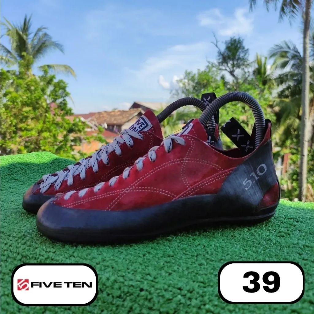 sepatu climbing panjat tebing Five Ten Coyote Red USA 39