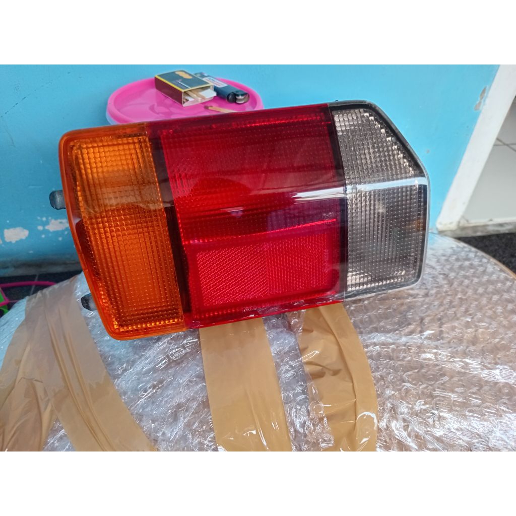 stoplamp suzuki karimun kotak sebelah kiri