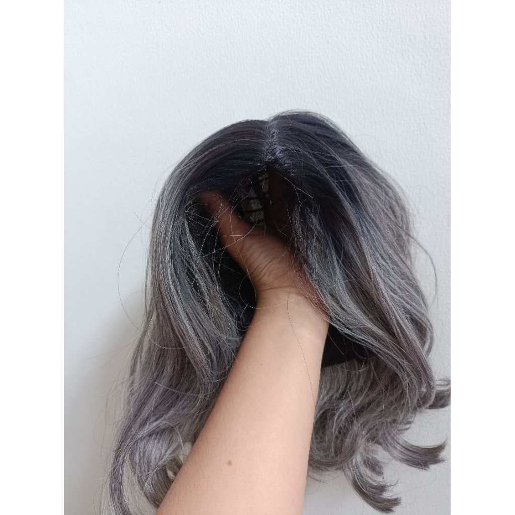 Wig ash grey sebahu