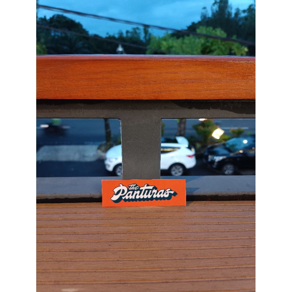 

STIKER SKENA/KALCER/BAND The Panturas , vinyl premium anti air ,serbaguna untuk helm,laptop,tumbler,dan benda-benda kalcermu lainnya.