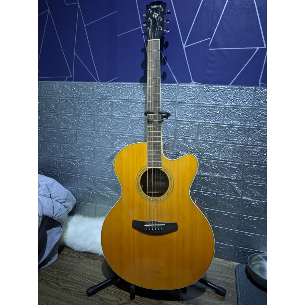 Yamaha CPX600 Original 100%