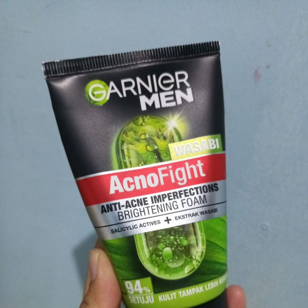 GARNIER MEN ACNO FIGHT