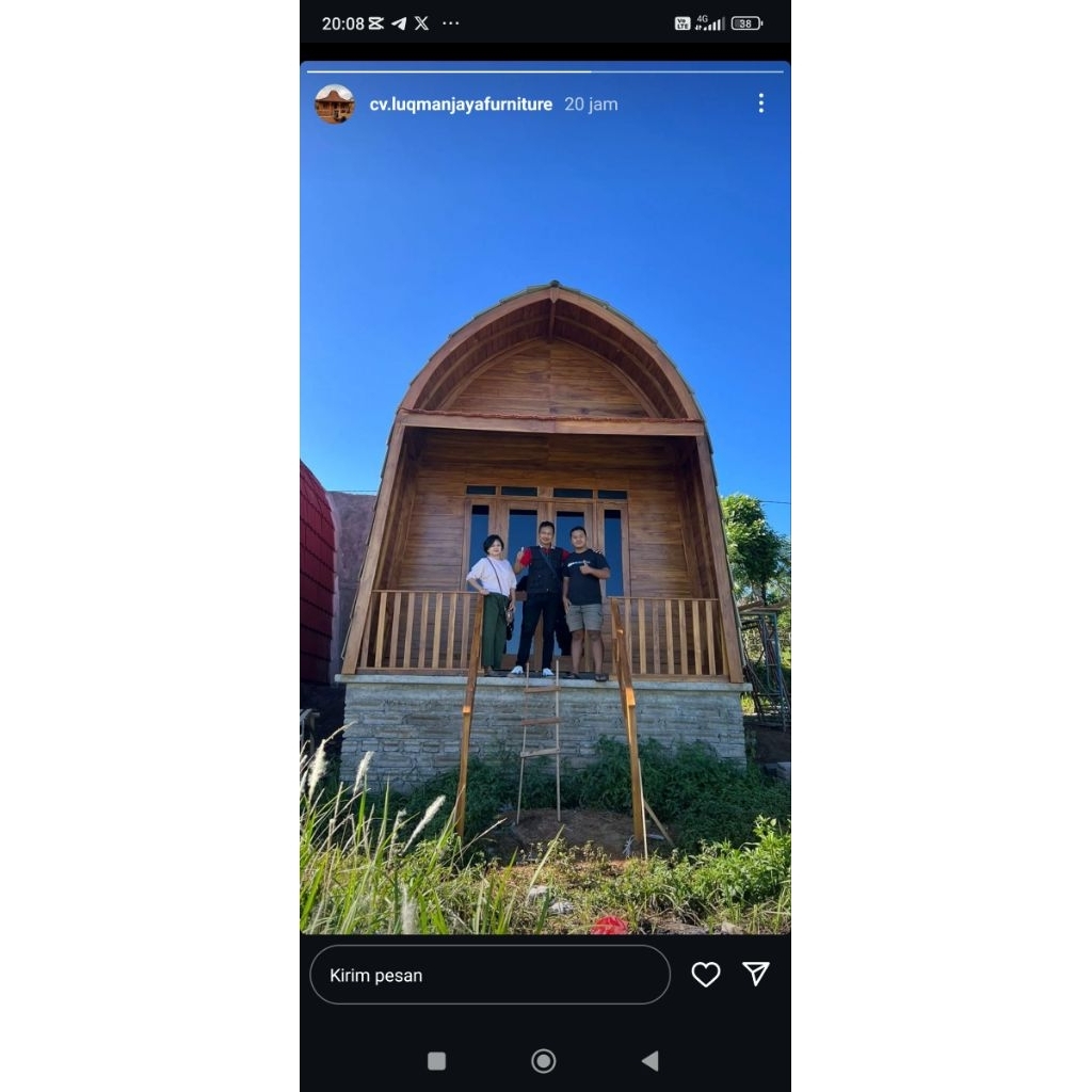 RUMAH LUMBUNG KAYU JATI