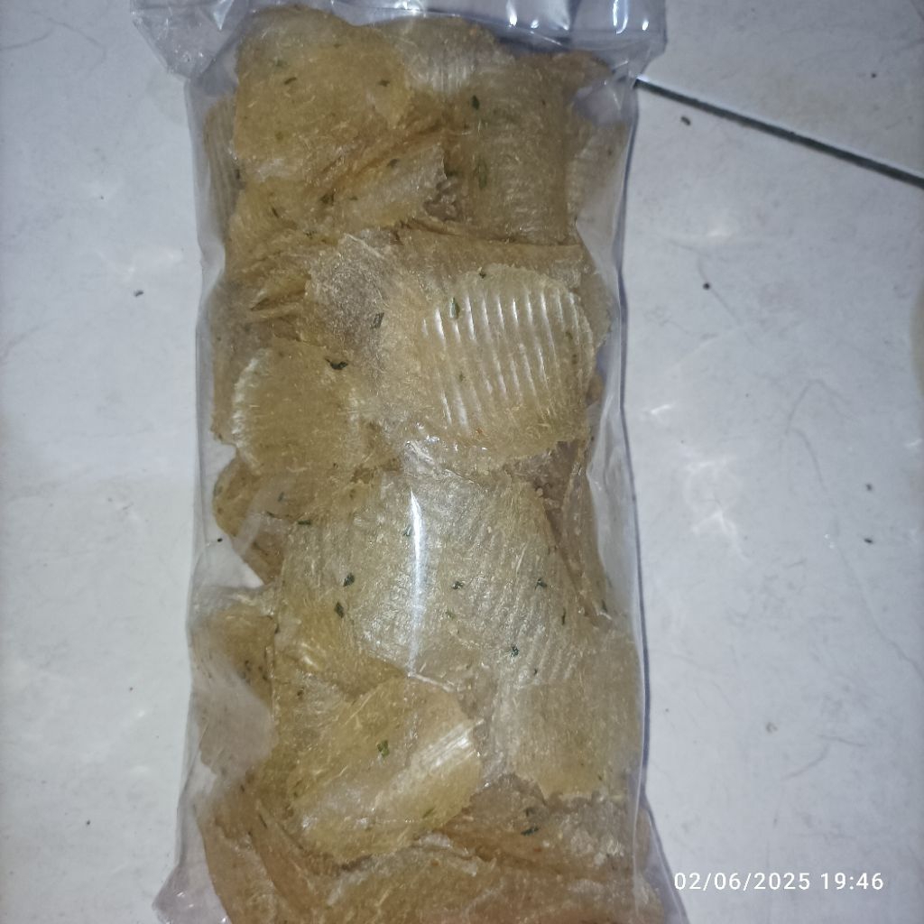 

Keripik Singkong Mentah Gurih