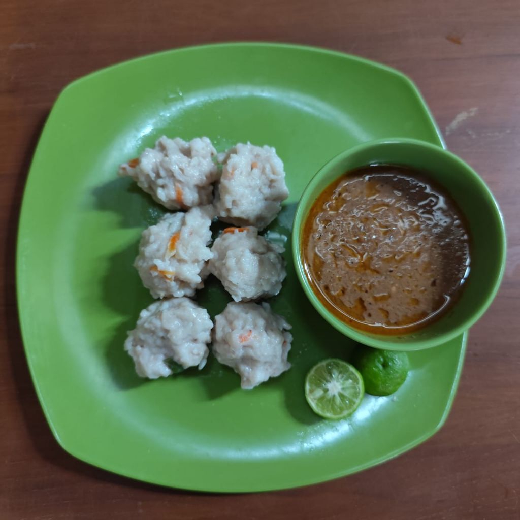 

SIOMAY FROZEN ASLI IKAN TENGGIRI ISI 50 Pcs + Free Dimsum 5 Pcs