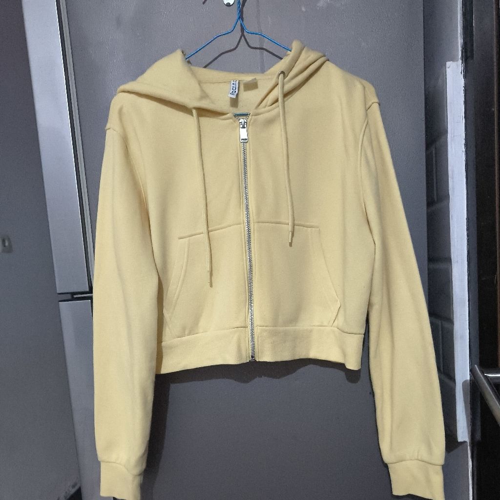 sweater zipper hoodie HnM divided remaja/dewasa preloved