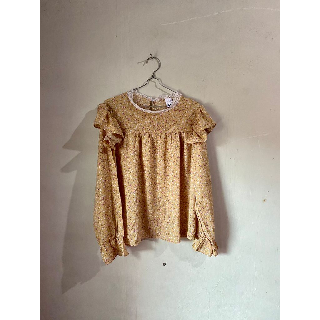 Blouse Bunga Soft Yellow Preloved